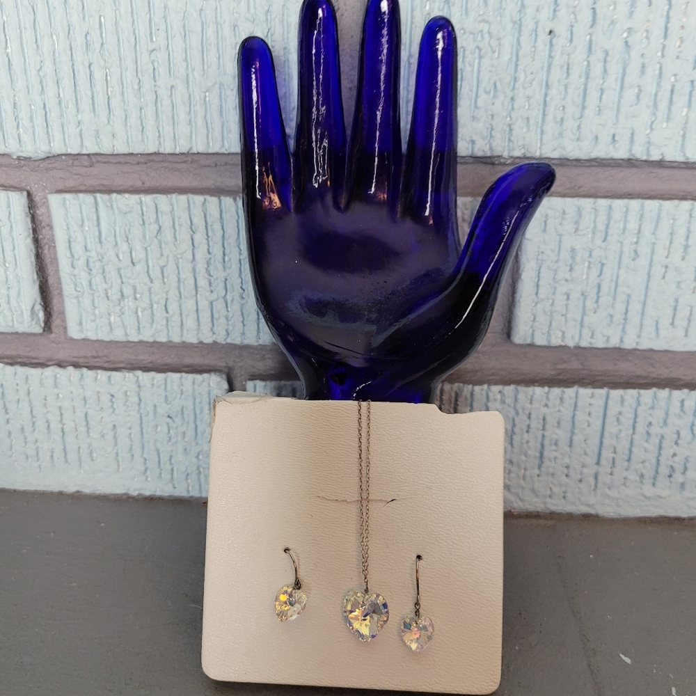 Heart shaped crystal necklace and earrings new